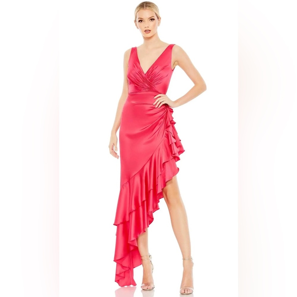 Mac Duggal Ieena Asymmetrical Hem V-Neck Dress • Hot Pink Statement Size 6 • NWT